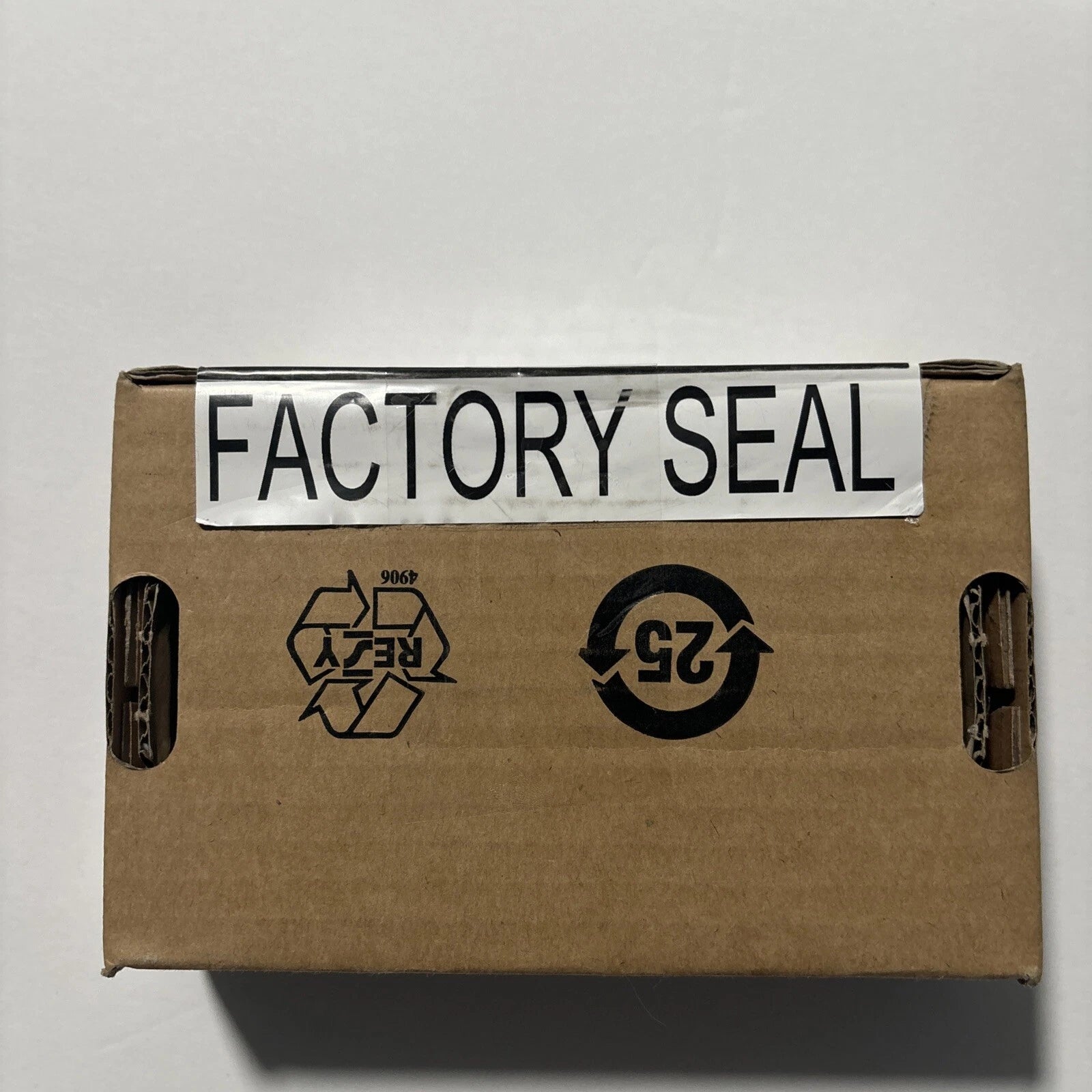 New Factory Sealed Allen-Bradley 1762-OB32T SER A MicroLogix 32 Point D/O Module